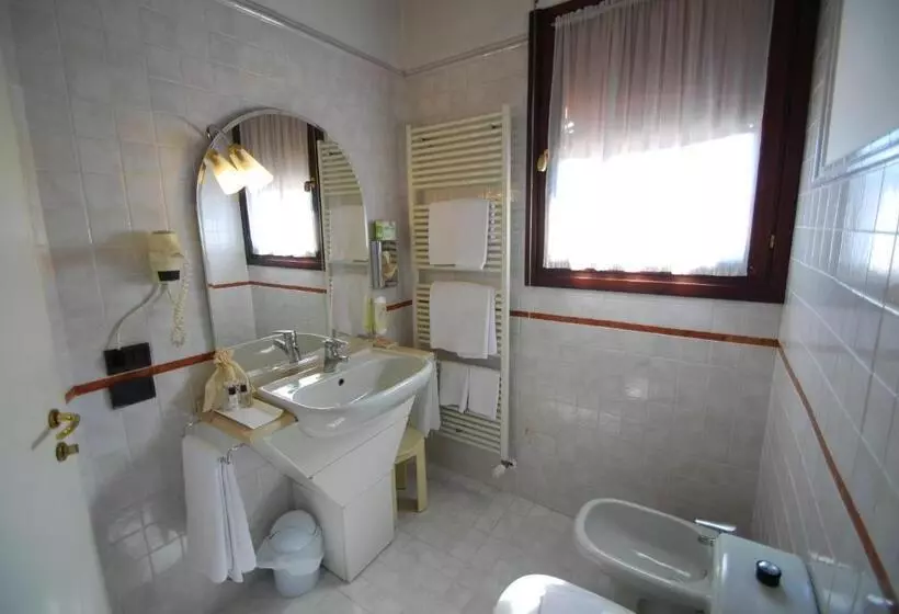 Suite, Alla Rocca Hotel Conference & Restaurant