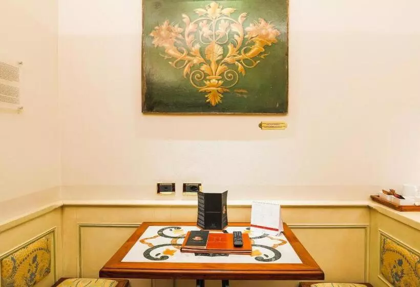 اتاق استاندارد, Art Hotel Commercianti