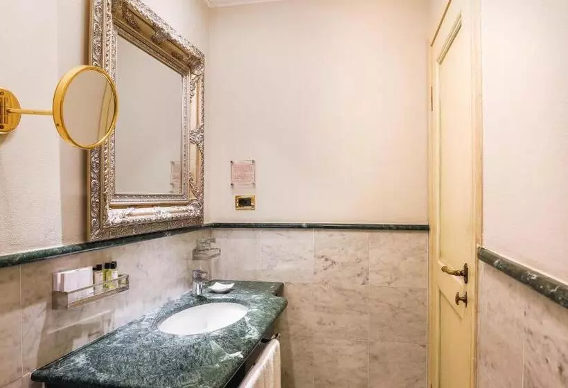 اتاق لوکس, Art Hotel Commercianti