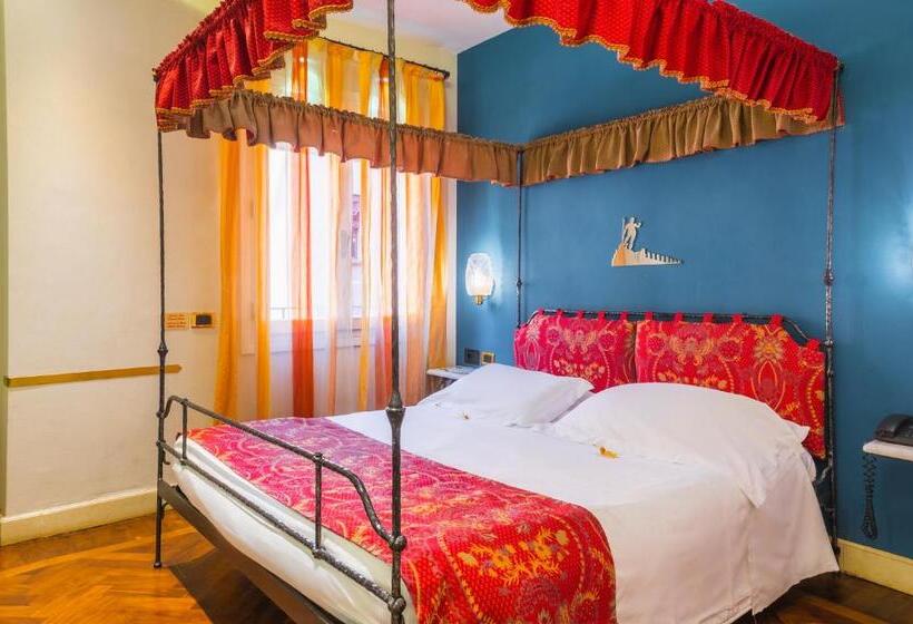 سوییت جونیور, Art Hotel Commercianti