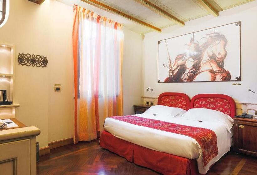 اتاق لوکس, Art Hotel Commercianti