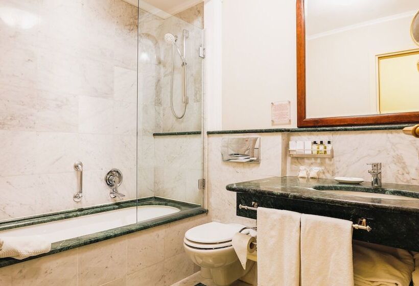 اتاق لوکس, Art Hotel Commercianti