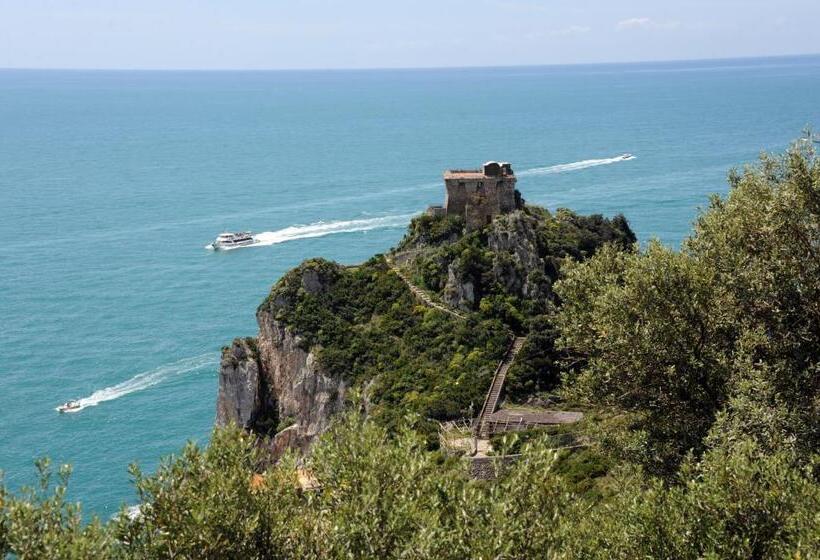 带海景的标准房, Belvedere