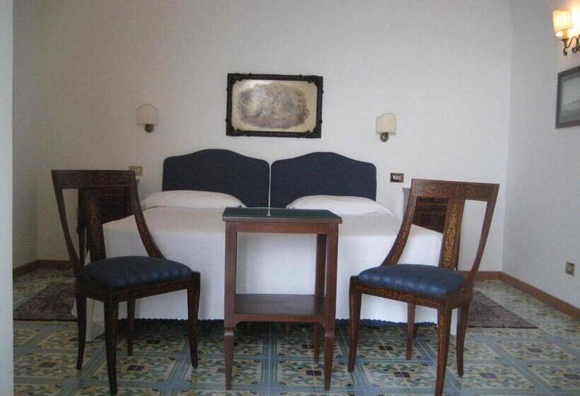 带海景的标准房, Belvedere