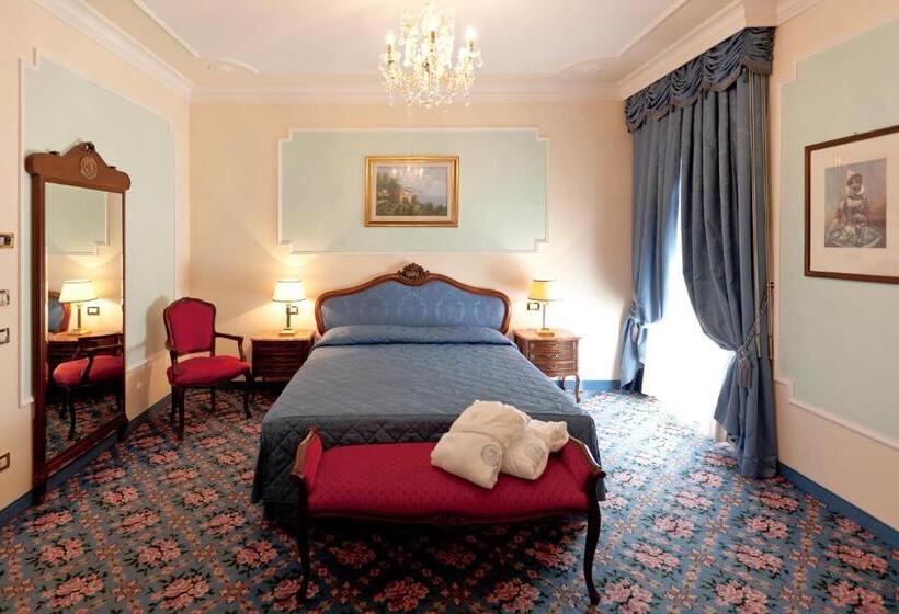 غرفة قياسية, Due Torri