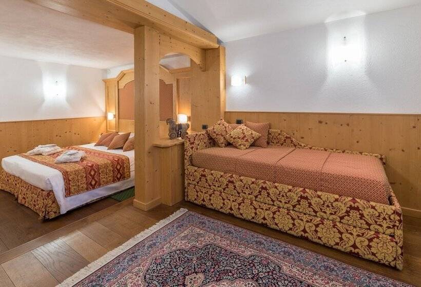 주니어 스위트, Excelsior Planet