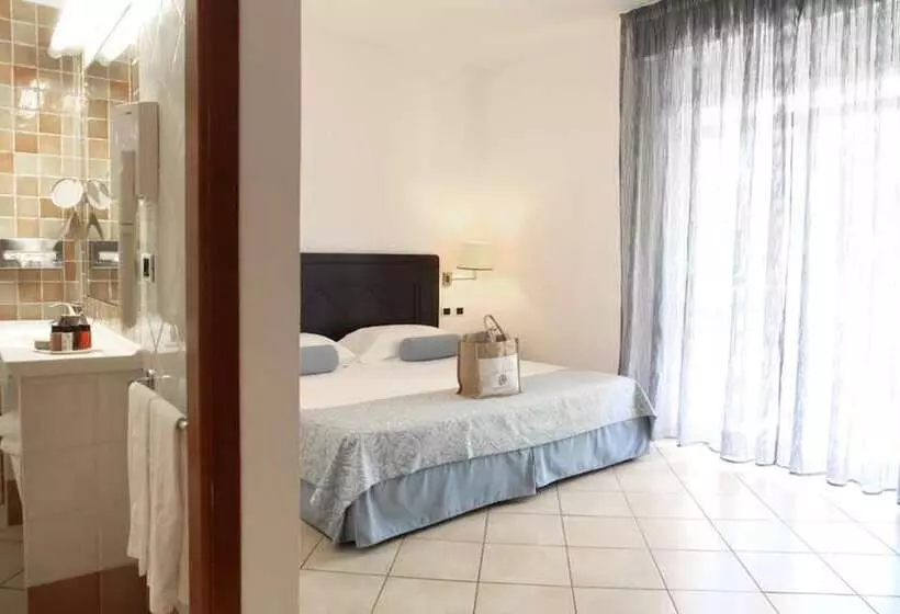 オーシャンビュージュニアスイート, Th Capoliveri   Grand Hotel Elba International