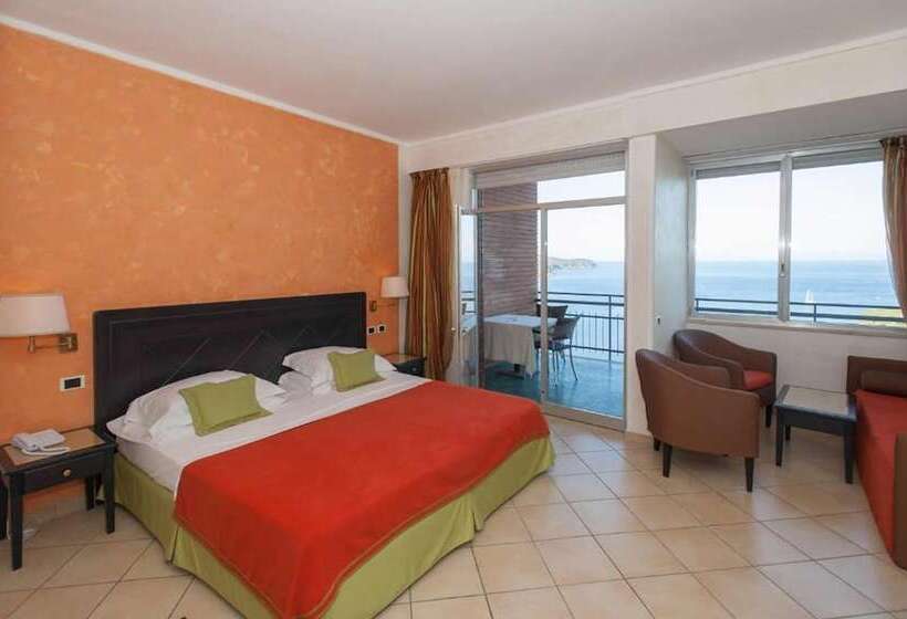 小型套房带海景, Th Capoliveri   Grand Hotel Elba International