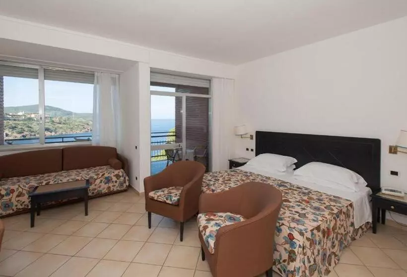 オーシャンビュージュニアスイート, Th Capoliveri   Grand Hotel Elba International