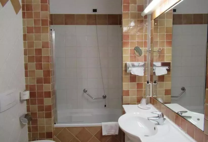 トリプルクラシックルーム, Th Capoliveri   Grand Hotel Elba International
