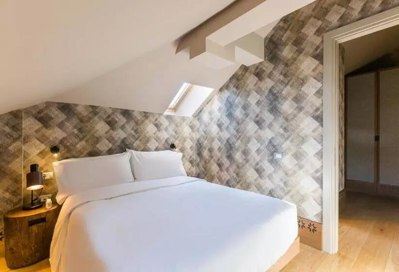 سوئیت رویال, Grand Hotel Savoia Cortina D Ampezzo, A Radisson Collection