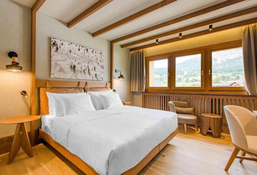 Номер Стандарт, Grand Hotel Savoia Cortina D Ampezzo, A Radisson Collection