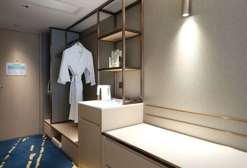 اتاق پرمیوم, Holiday Inn Golden Mile, An Ihg