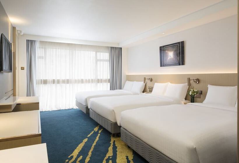 اتاق پرمیوم, Holiday Inn Golden Mile, An Ihg