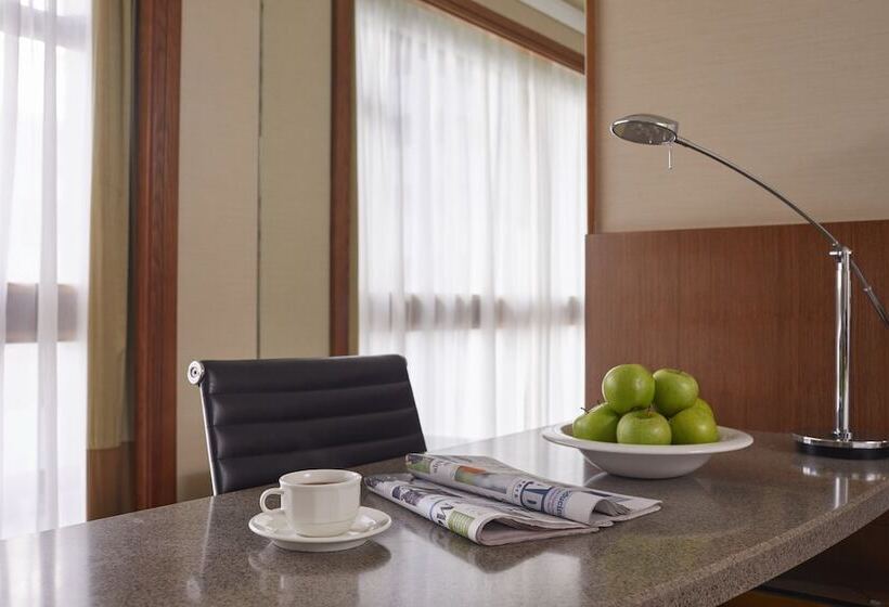 اتاق استاندارد, Holiday Inn Golden Mile, An Ihg