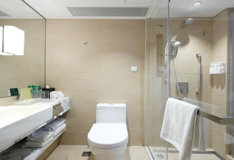 اتاق پرمیوم, Holiday Inn Golden Mile, An Ihg