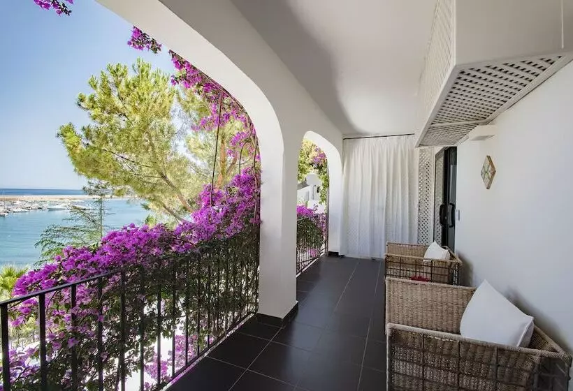 ジュニアスイート, Le Calette Bay