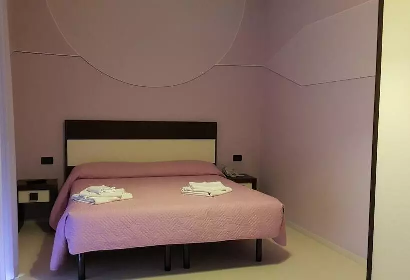 Suite Junior, Leonardo