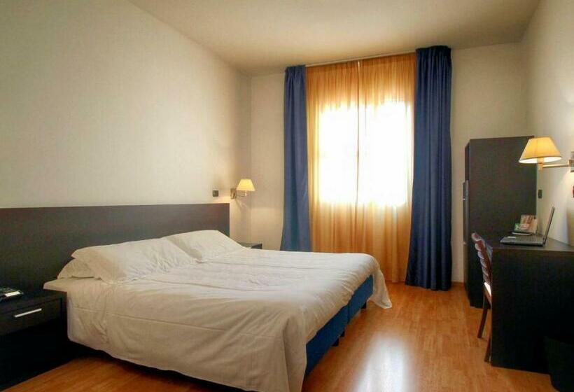 חדר סטנדרט, Majesty Bari