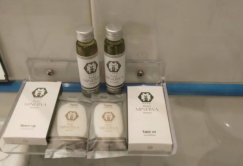 اتاق استاندارد سه نفره, Minerva