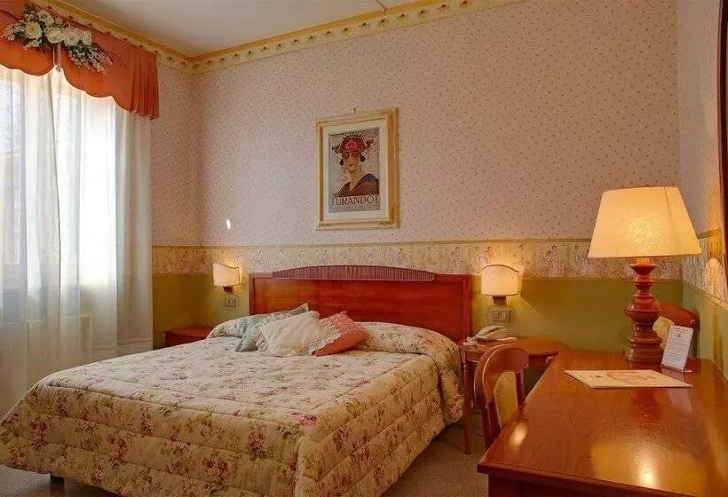 Standard-huone, Miralago