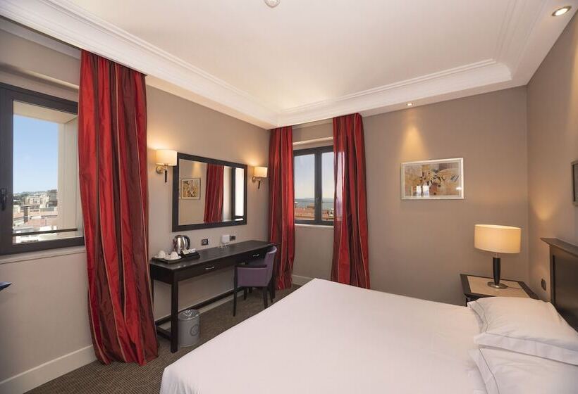 四人标准间, Regina Margherita