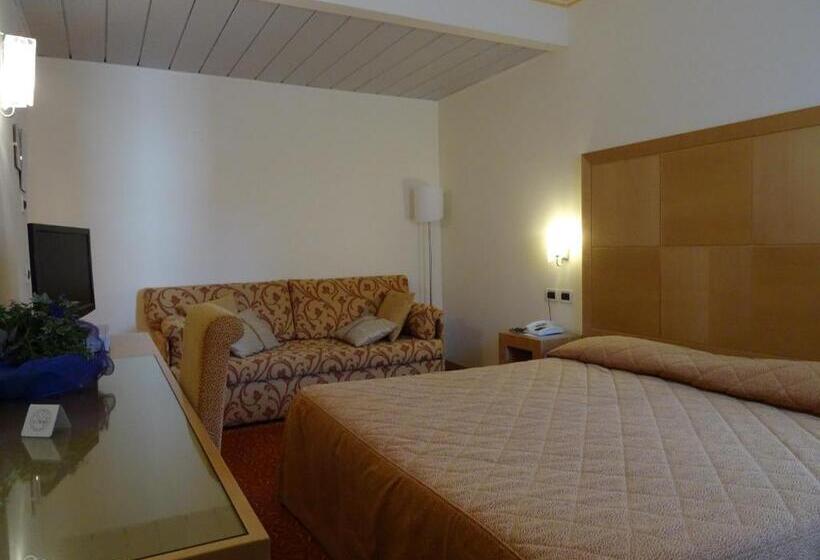 Номер Superior, Roma