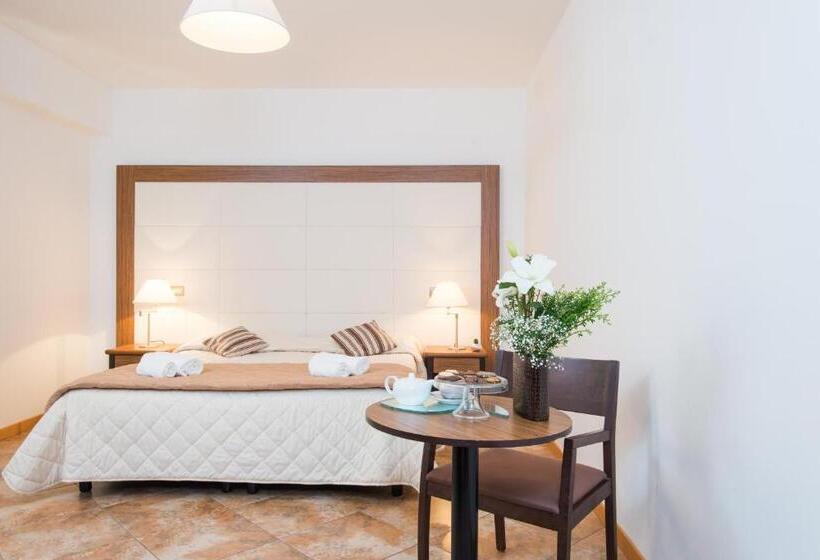 اتاق استاندارد یک نفره, Royal