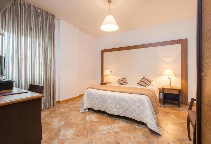 سوییت جونیور, Royal