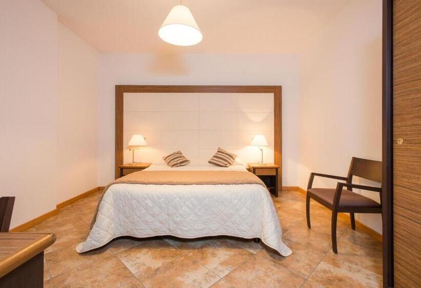 سوییت جونیور, Royal