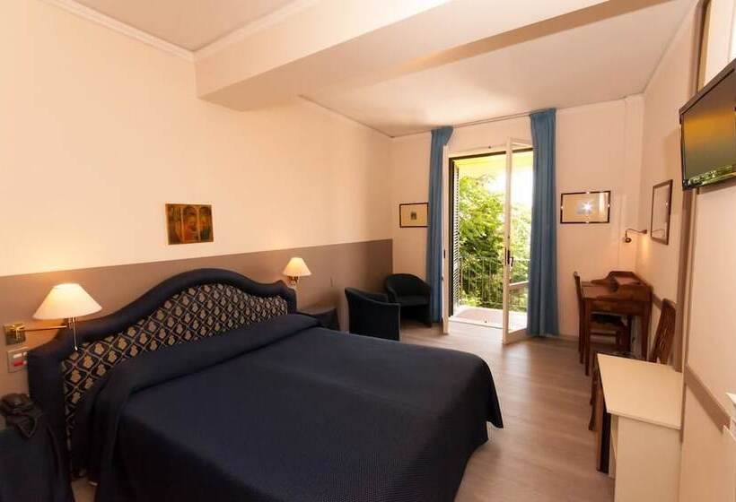 غرفة ديلوكس مطلّة علي الحديقة, San Luca