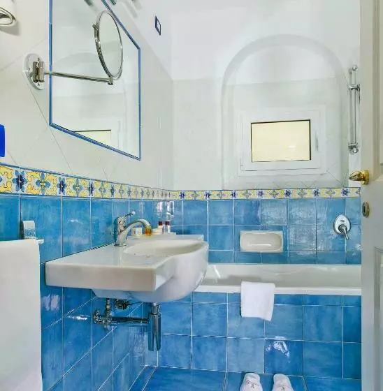 Comfort-huone, San Michele