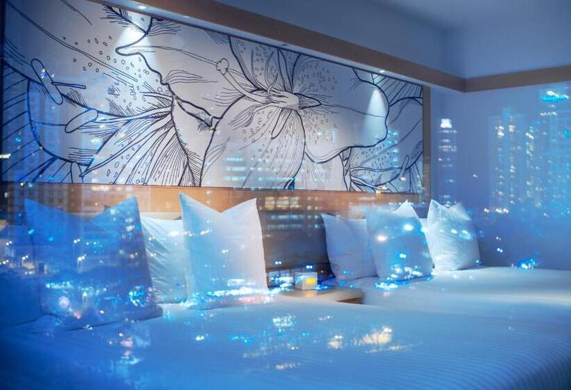 اتاق خانوادگی, The Park Lane Hong Kong A Pullman