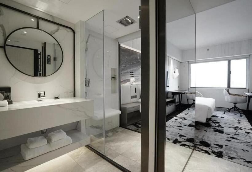اتاق لوکس با چشم‌انداز شهر, The Park Lane Hong Kong A Pullman