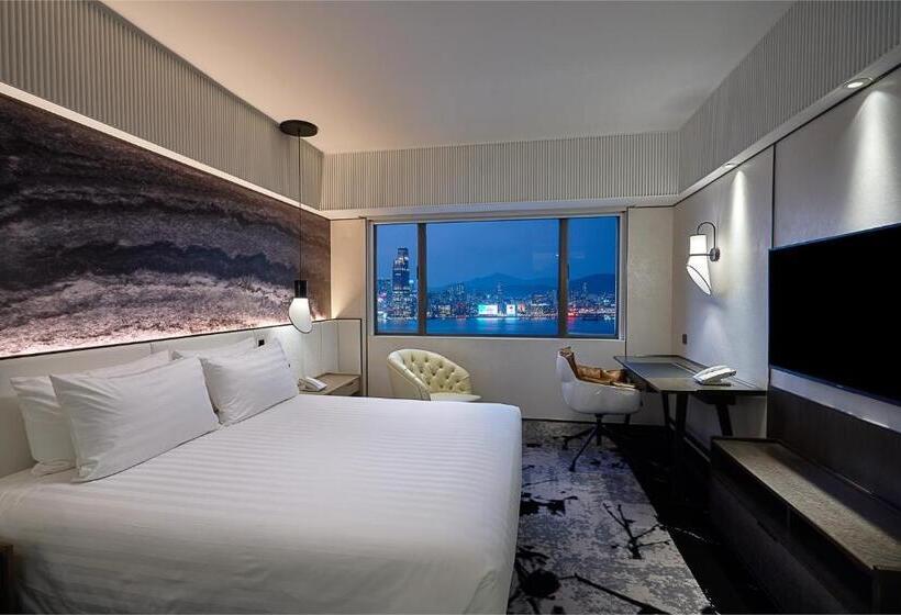 اتاق پرمیوم, The Park Lane Hong Kong A Pullman