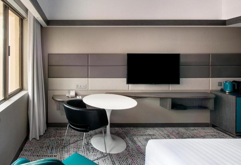 اتاق لوکس با چشم‌انداز شهر, The Park Lane Hong Kong A Pullman