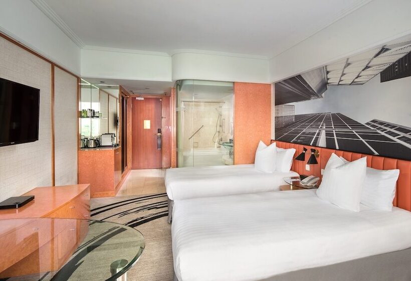اتاق سوپریور با چشم‌انداز شهر, The Park Lane Hong Kong A Pullman