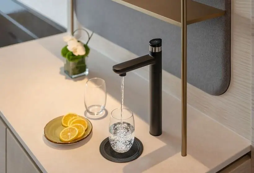 اتاق پرمیوم, The Park Lane Hong Kong, Autograph Collection