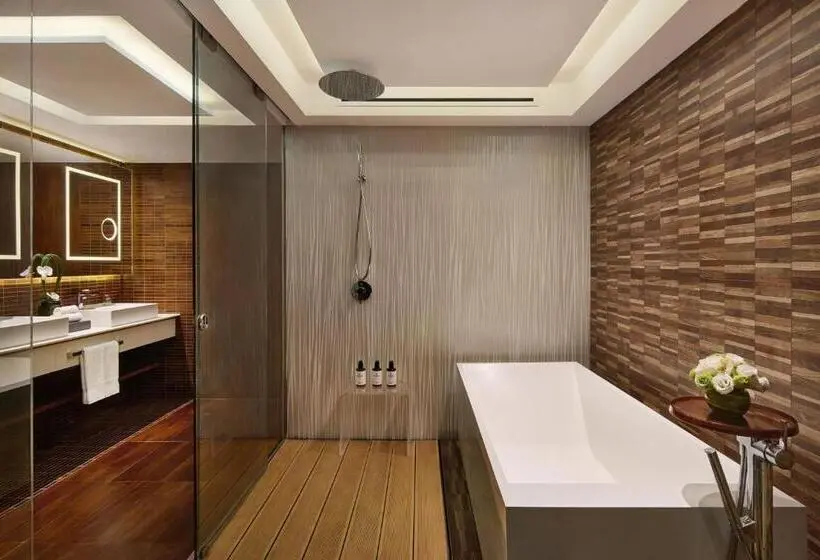 سوئیت با تخت بزرگ, The Park Lane Hong Kong, Autograph Collection