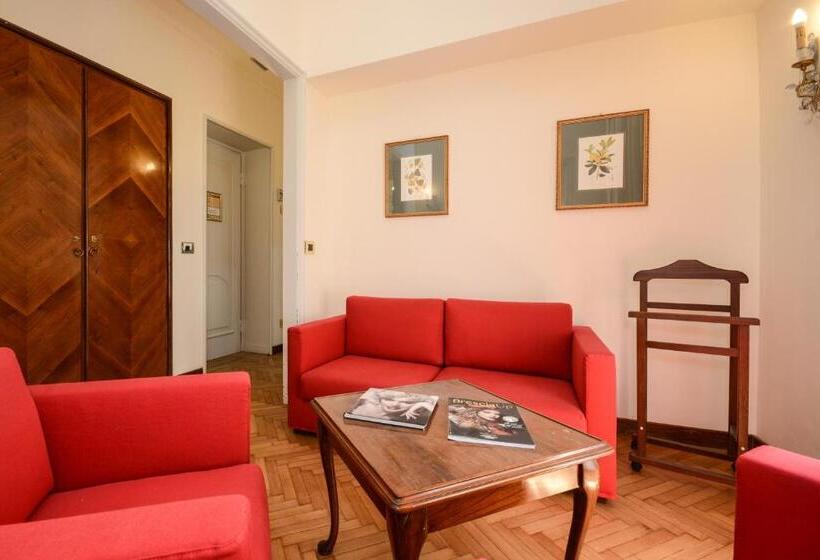 Полулюкс, Vittoria