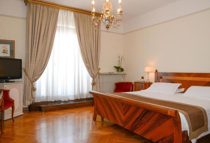 Номер Superior, Vittoria