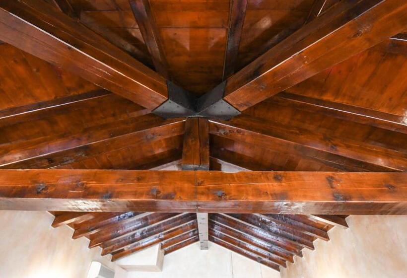 Апартаменты 1 Спальня, Vittoria