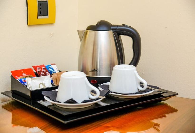 Четырехместный Номер Стандарт, Vittoria