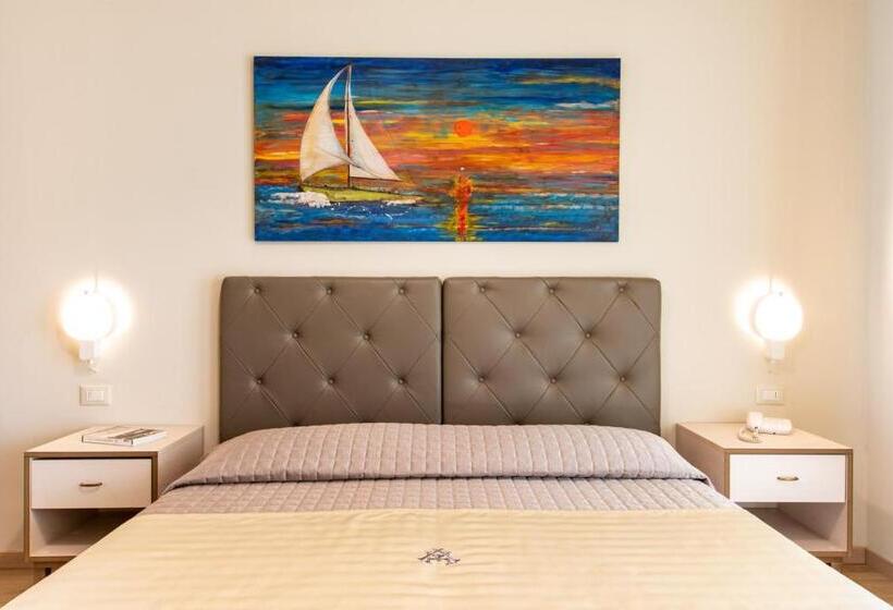 غرفة سوبيريور ثلاثية مطلّة علي البحر, Atlantico