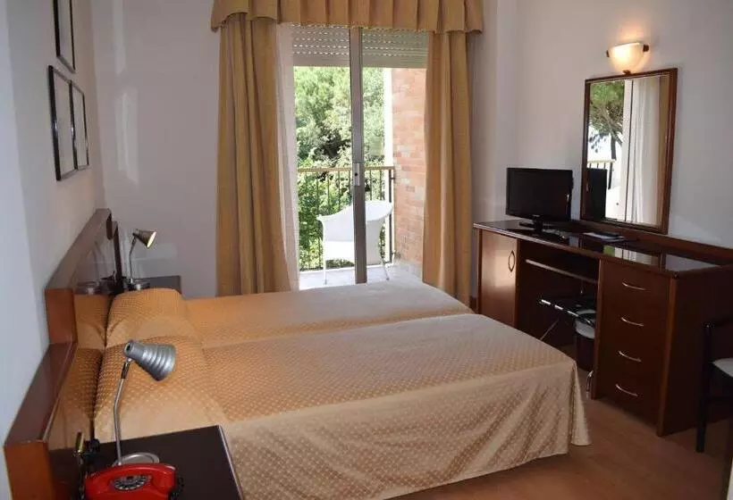 Economy-huone, Beau Rivage Pineta