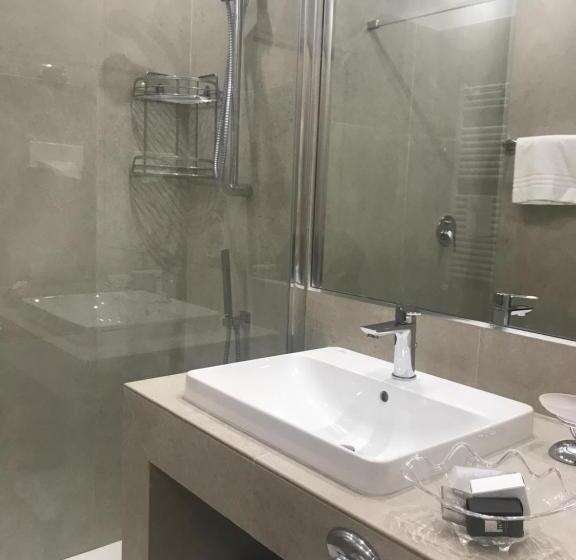 اتاق استاندارد, Cicolella