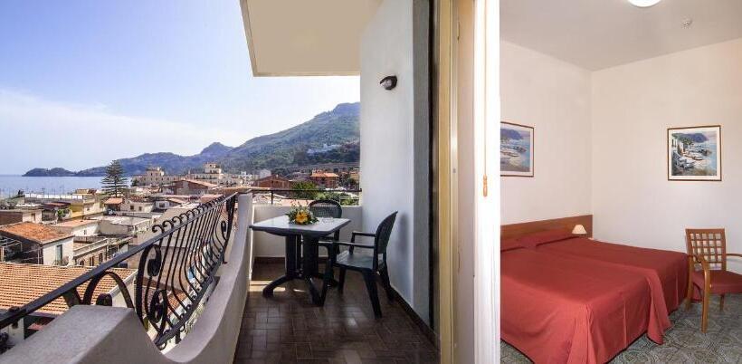 غرفة قياسية مطلّة علي البحر, Delle Palme