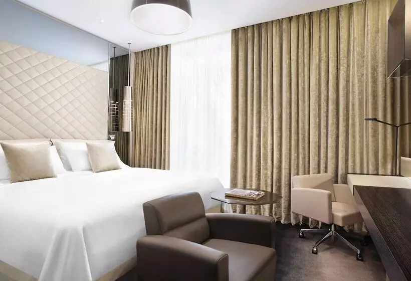 اتاق پرمیوم, Excelsior Hotel Gallia, A Luxury Collection Hotel, Milan