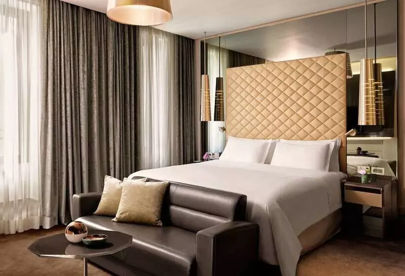 اتاق پرمیوم, Excelsior Hotel Gallia, A Luxury Collection Hotel, Milan