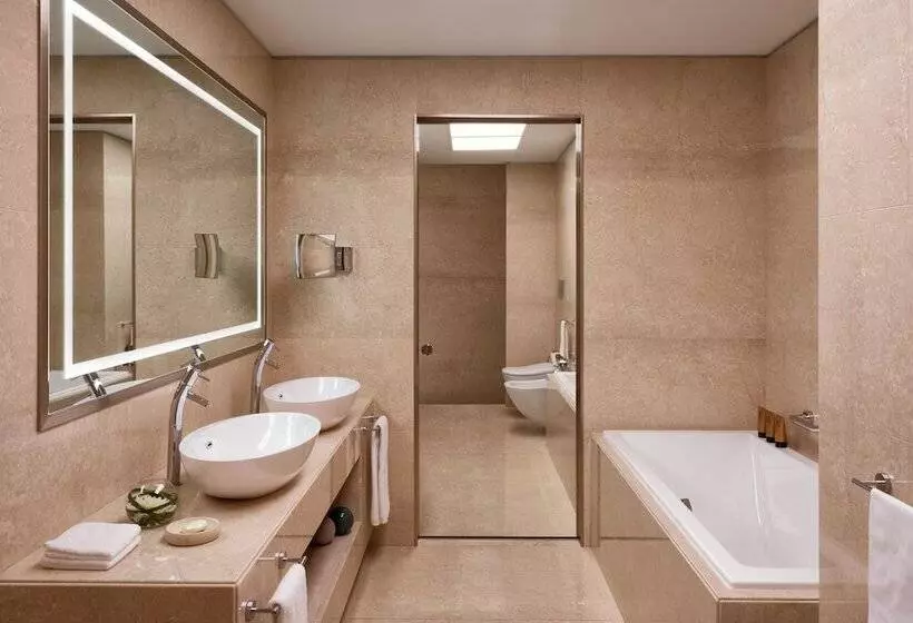 سوییت اجرایی, Excelsior Hotel Gallia, A Luxury Collection Hotel, Milan